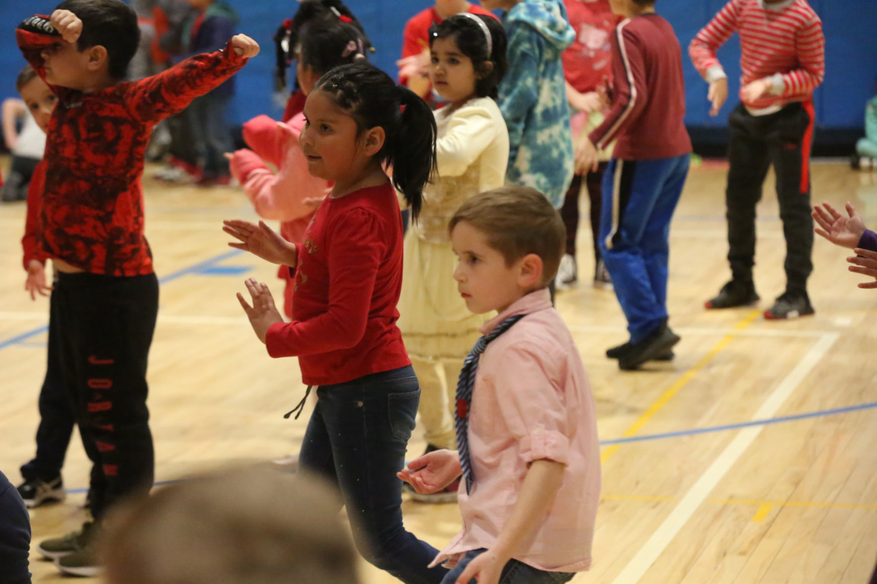 Marsh School dance and jump rope contest